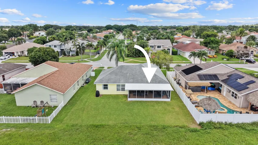 Large Yard for Fun!