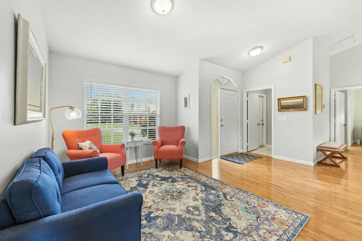 Dining/Sitting Area