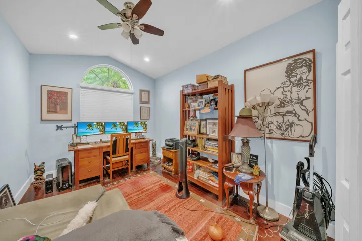 5 Home Office (2)