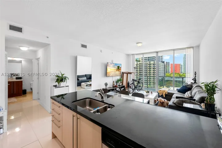 79 Sw 12 St 1202-s, Miami, Florida 33130
