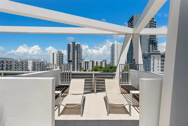 79 Sw 12 St 1202-s, Miami, Florida 33130