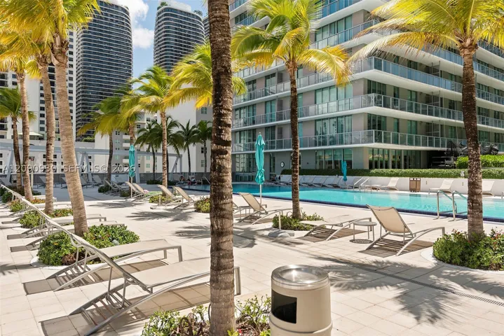 79 Sw 12 St 1202-s, Miami, Florida 33130