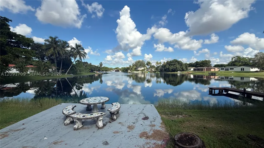 Dock