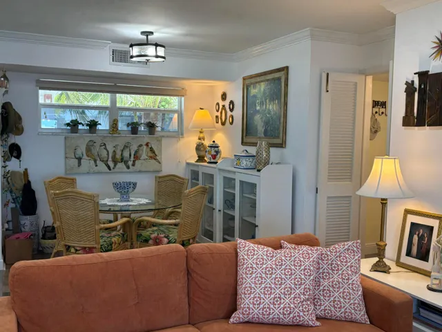 11 CC Dining Rm