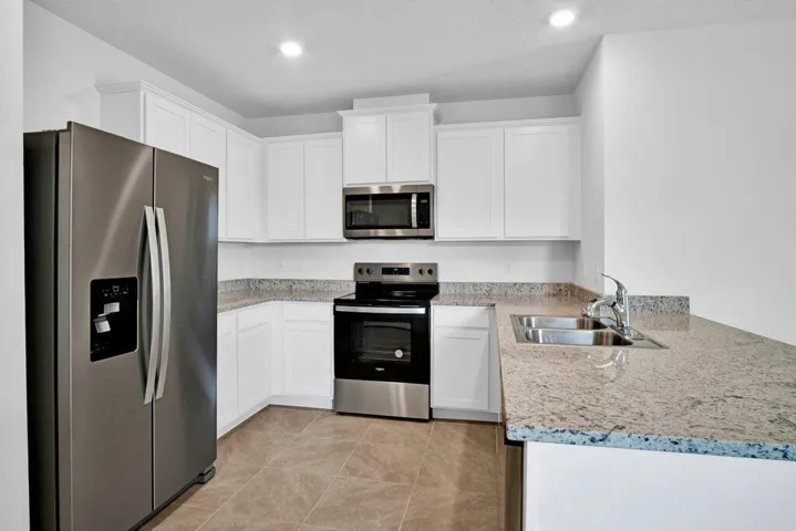 Kitchen.jpg-SMALL