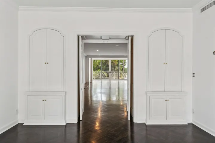 425 Worth Ave Palm Beach FL 33
