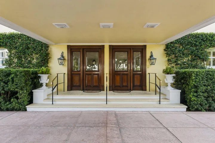425 Worth Ave Palm Beach FL 13