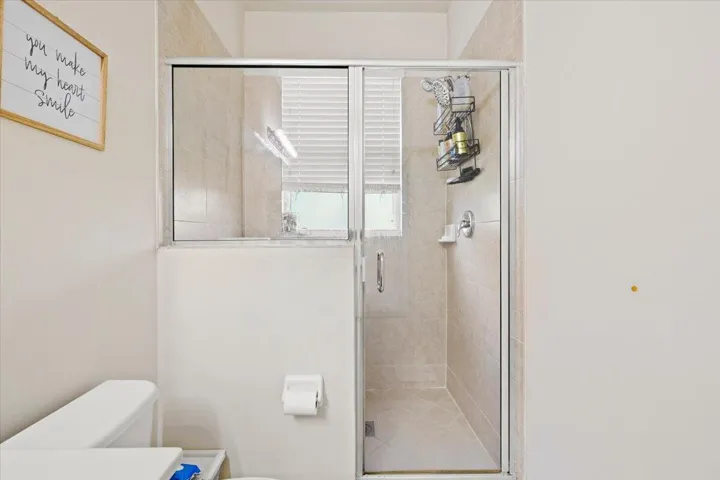 Primary shower