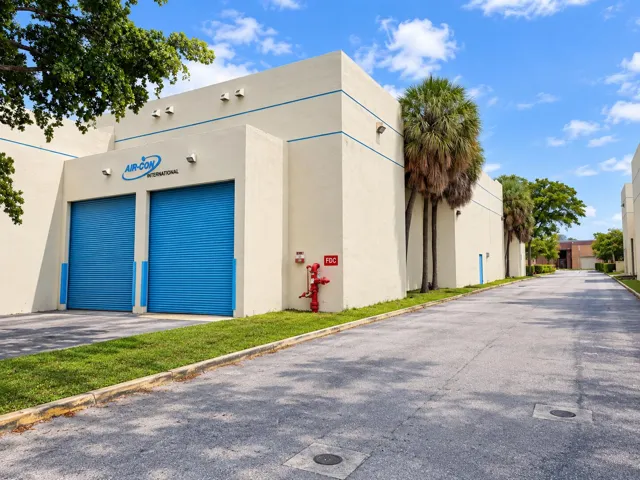 7108 NW 50th St_4