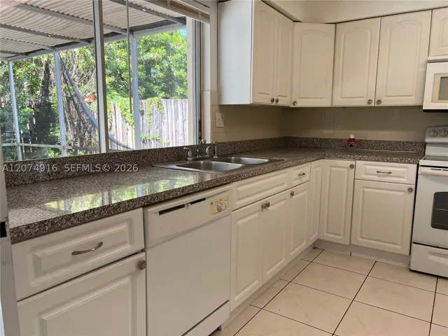 5966 Nw 15th Ct, Sunrise, Florida 33313
