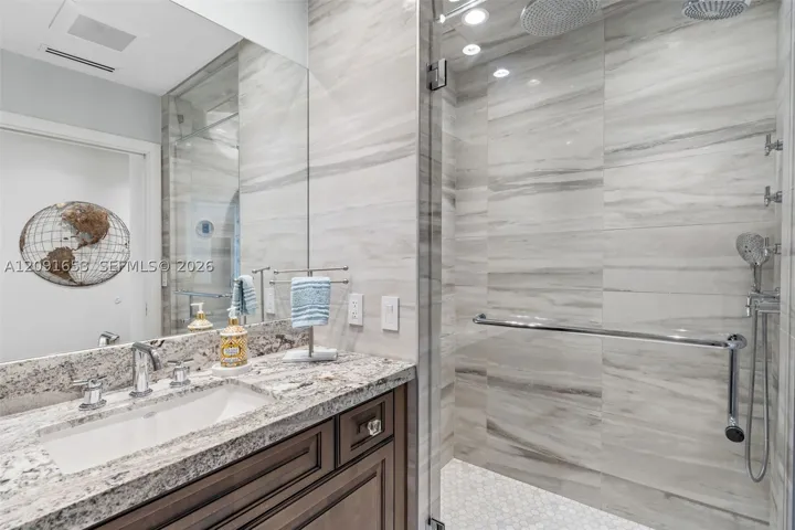 Second Bathroom with Steam shower