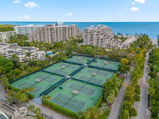 Key Colony Tennis Courts