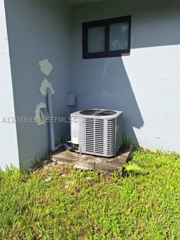 AC compressor