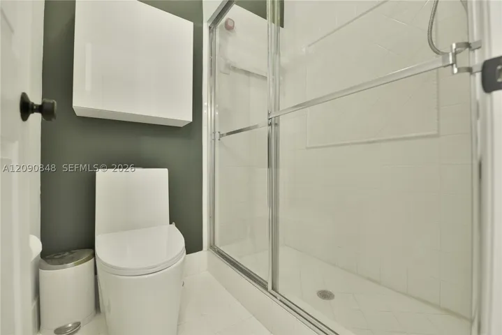 3356 Nw 29th Ct, Lauderdale Lakes, Florida 33311