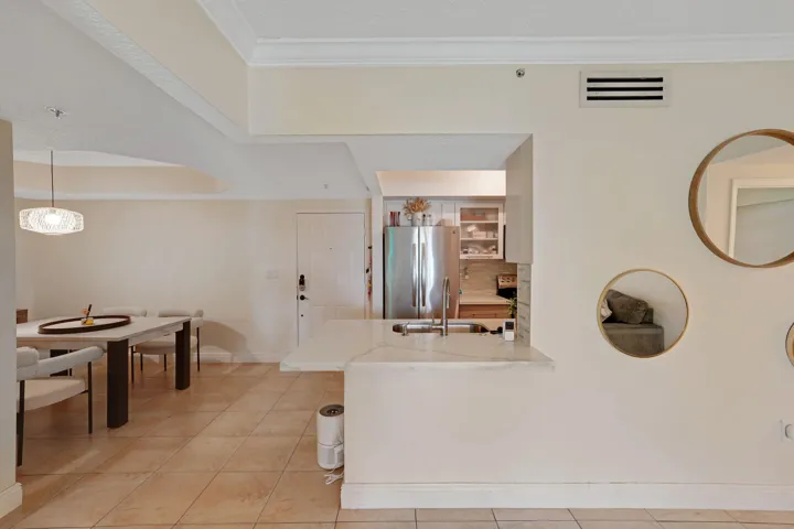 Kitchen/Dinning