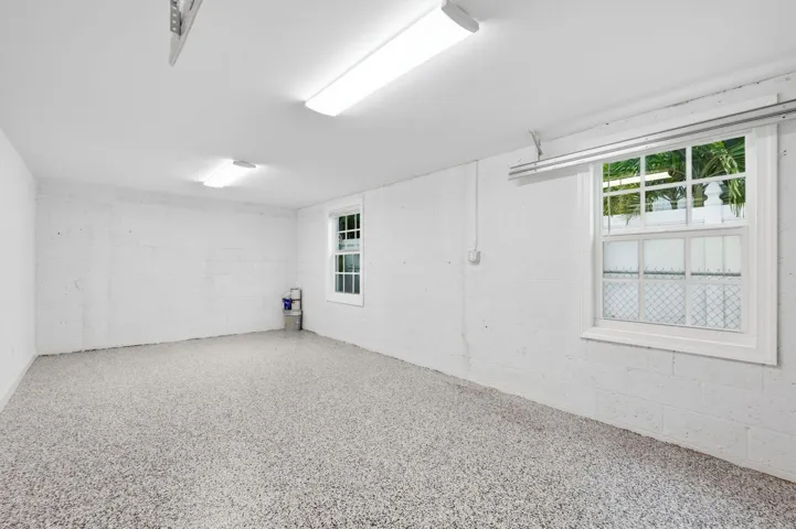 23-web-or-mls-5203_N_Flagler_Dr_07500