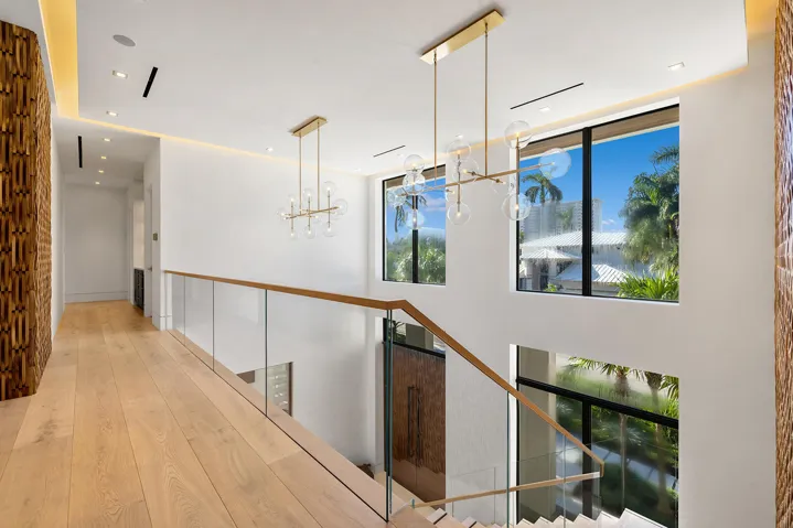 7T6A6272-MLS