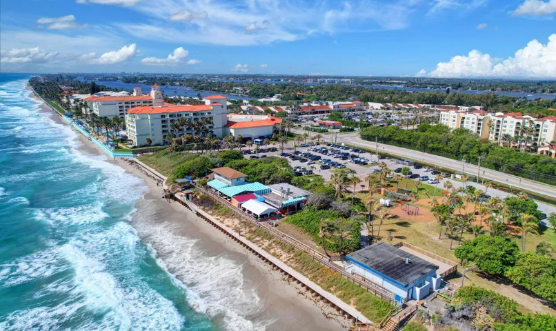 Lantana Beach