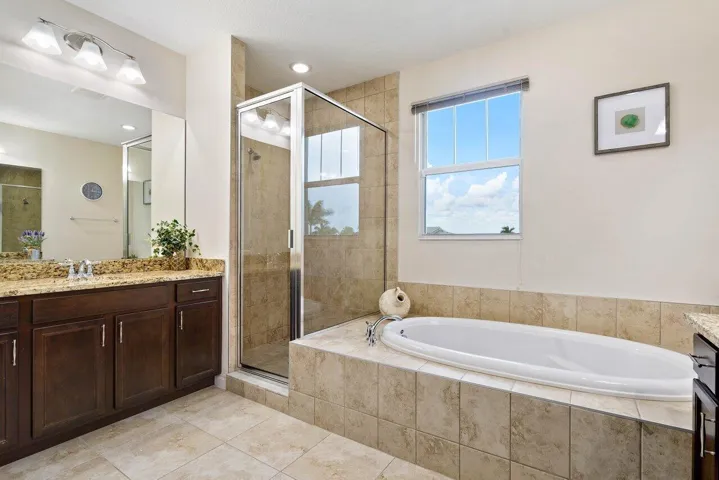 021-16310OakviewDrive-Westlake-FL-33470-