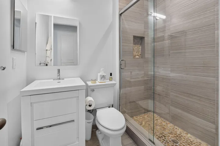 3RD FULL BATHROOM