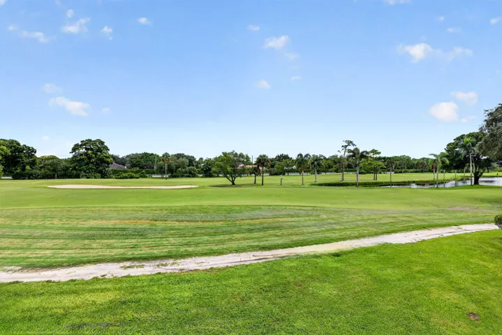 18449 GOLF VIEW 1