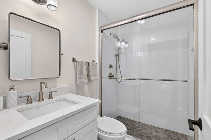 18449 PRIMARY BATH 1