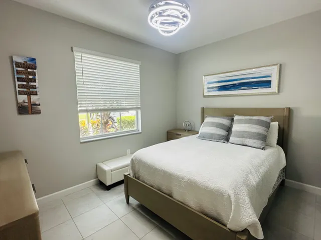 Front bedroom