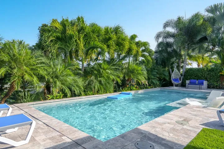 Canal House 8