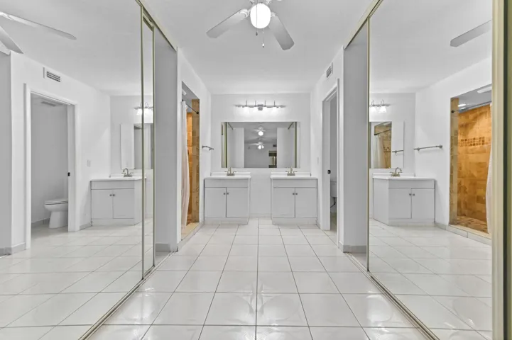 20 Bathroom 01