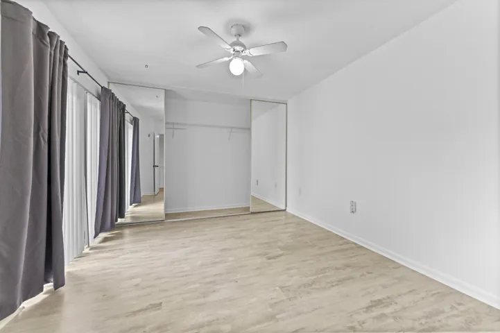 15 Bedroom 01