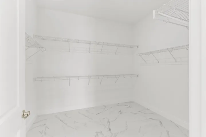 34-PrimaryCloset