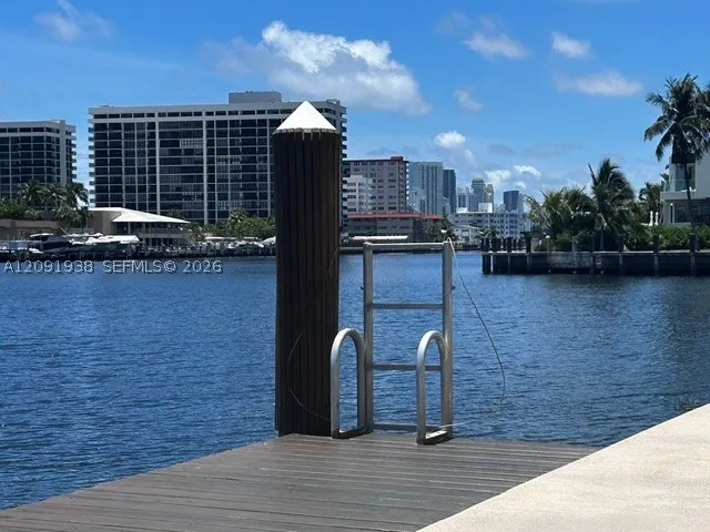 Dock