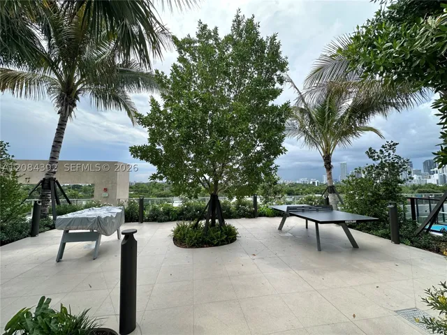 Outdoor Game Lounge & Recreation Terrace