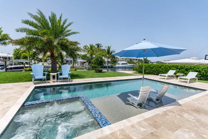 Private Salt Water Pool and Hot Tub