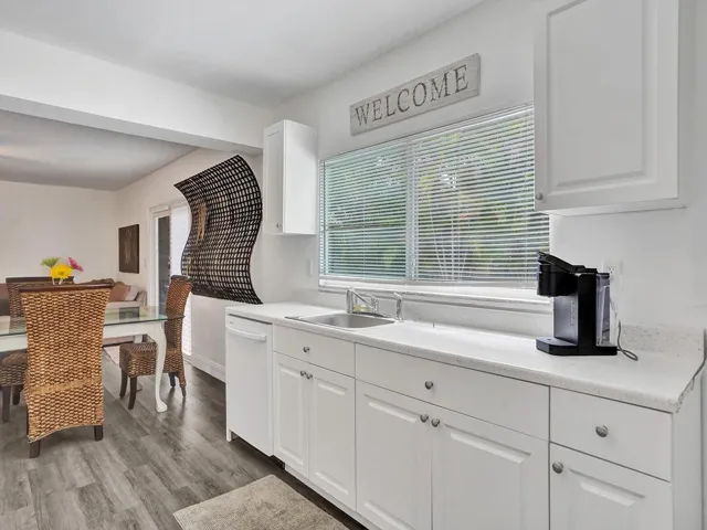 ROY05541