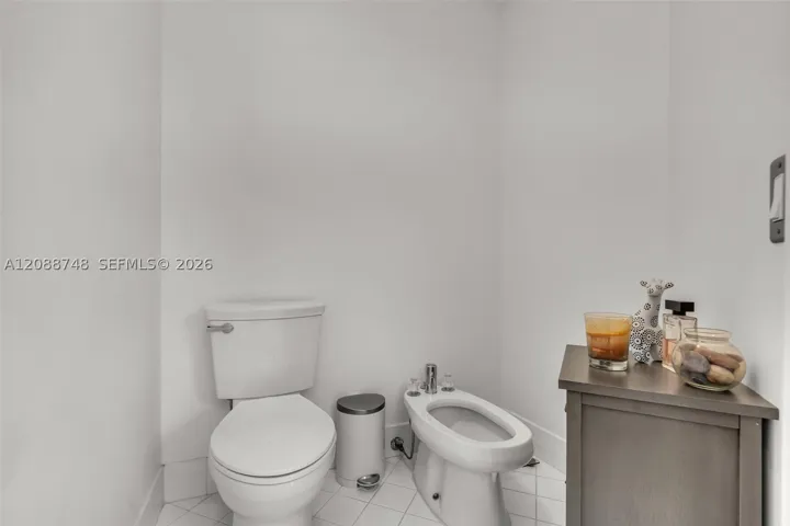 5380 Nw 113th Pl, Doral, Florida 33178