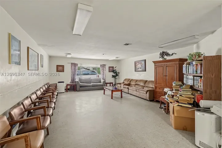 151 S Missouri St, LaBelle FL 33935