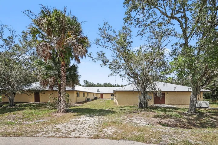 151 S Missouri St, LaBelle FL 33935