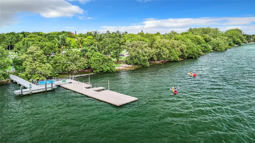 Dock
