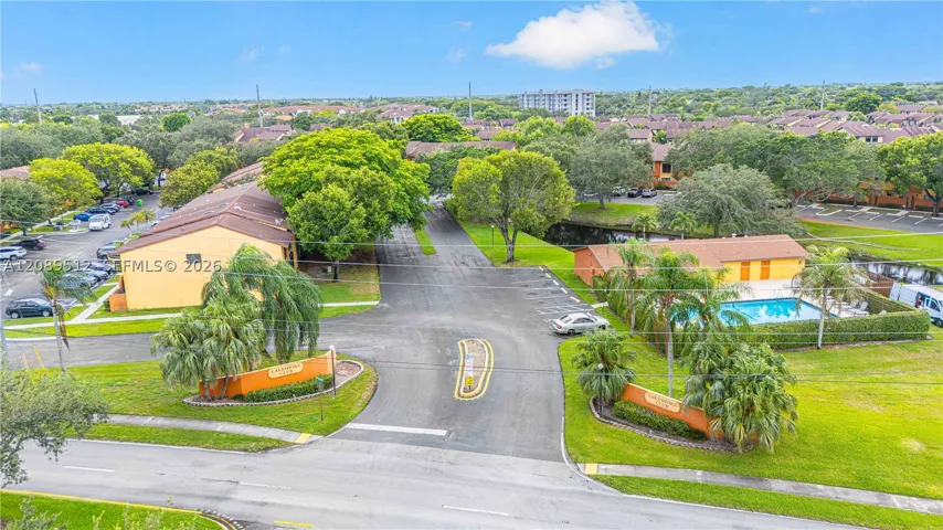 9014 NW 45th Ct, Sunrise, FL 33351 | 3 bedroom, 2.5 bath lakefront townhouse for sale in Sunrise, Florida.