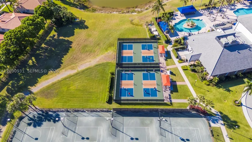 Pickleball Courts