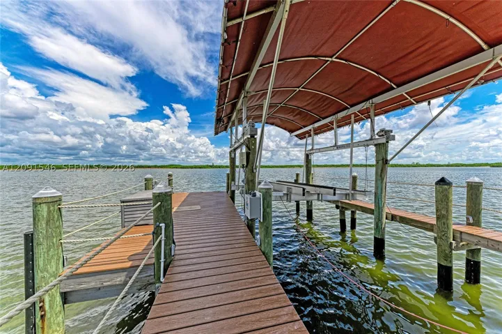 Dock