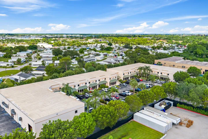 011-2682SEWilloughbyBlvd-Stuart-FULL