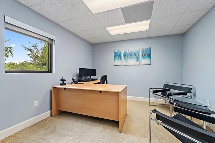 044-2682SEWilloughbyBlvd-Stuart-SMALL