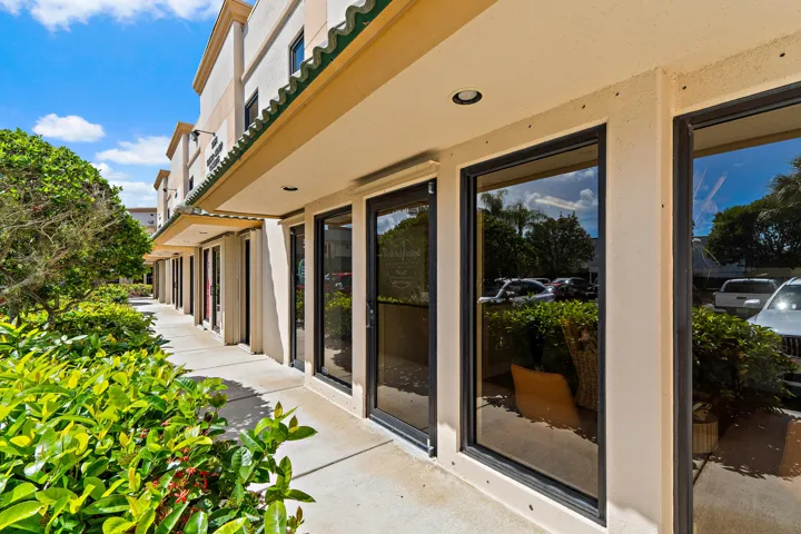 020-2682SEWilloughbyBlvd-Stuart-FULL