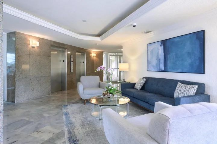 Lobby 2
