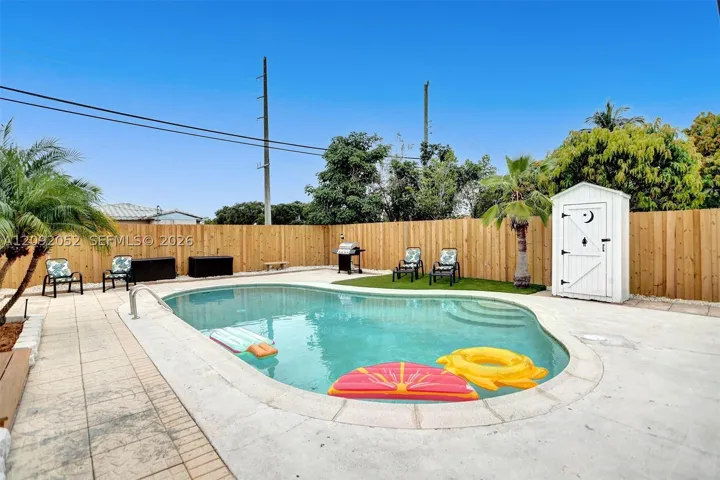 Pool