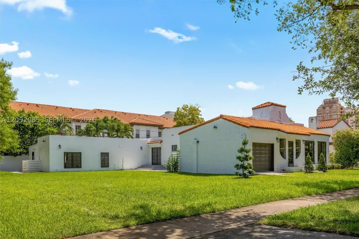Main House and Cottage