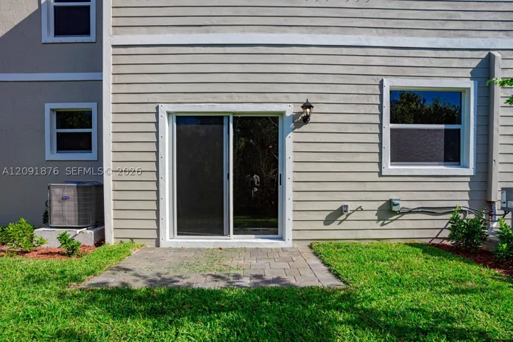 934 Se 19th St, Homestead, Florida 33034