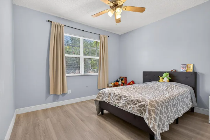 18-web-or-mls-5880-4970
